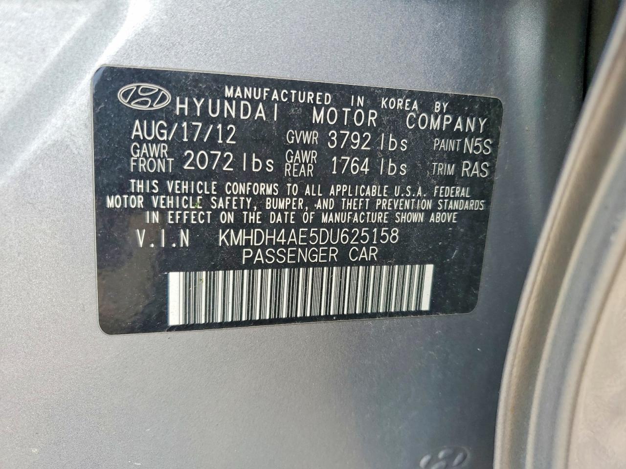 2013 HYUNDAI ELANTRA GLS photo 23