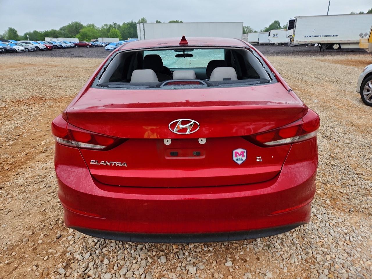 2018 HYUNDAI ELANTRA SEL photo 16