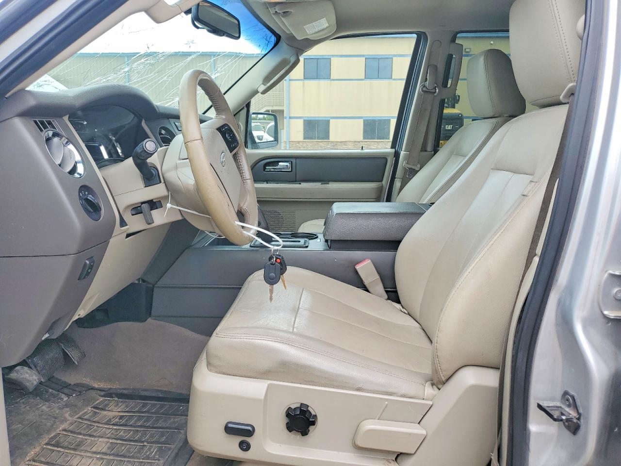 2011 FORD EXPEDITION XLT photo 19