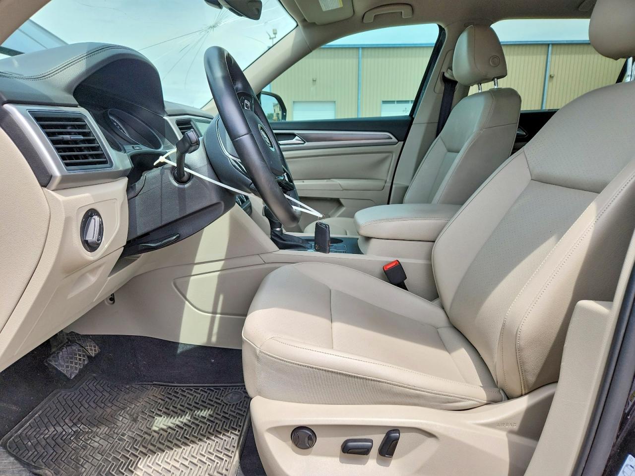 2018 VOLKSWAGEN ATLAS SE photo 13