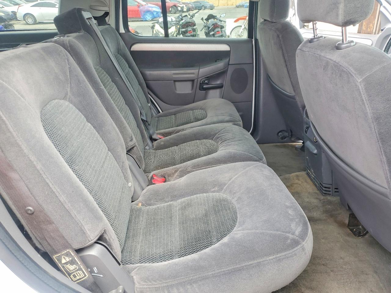 2003 FORD EXPLORER XLT photo 28