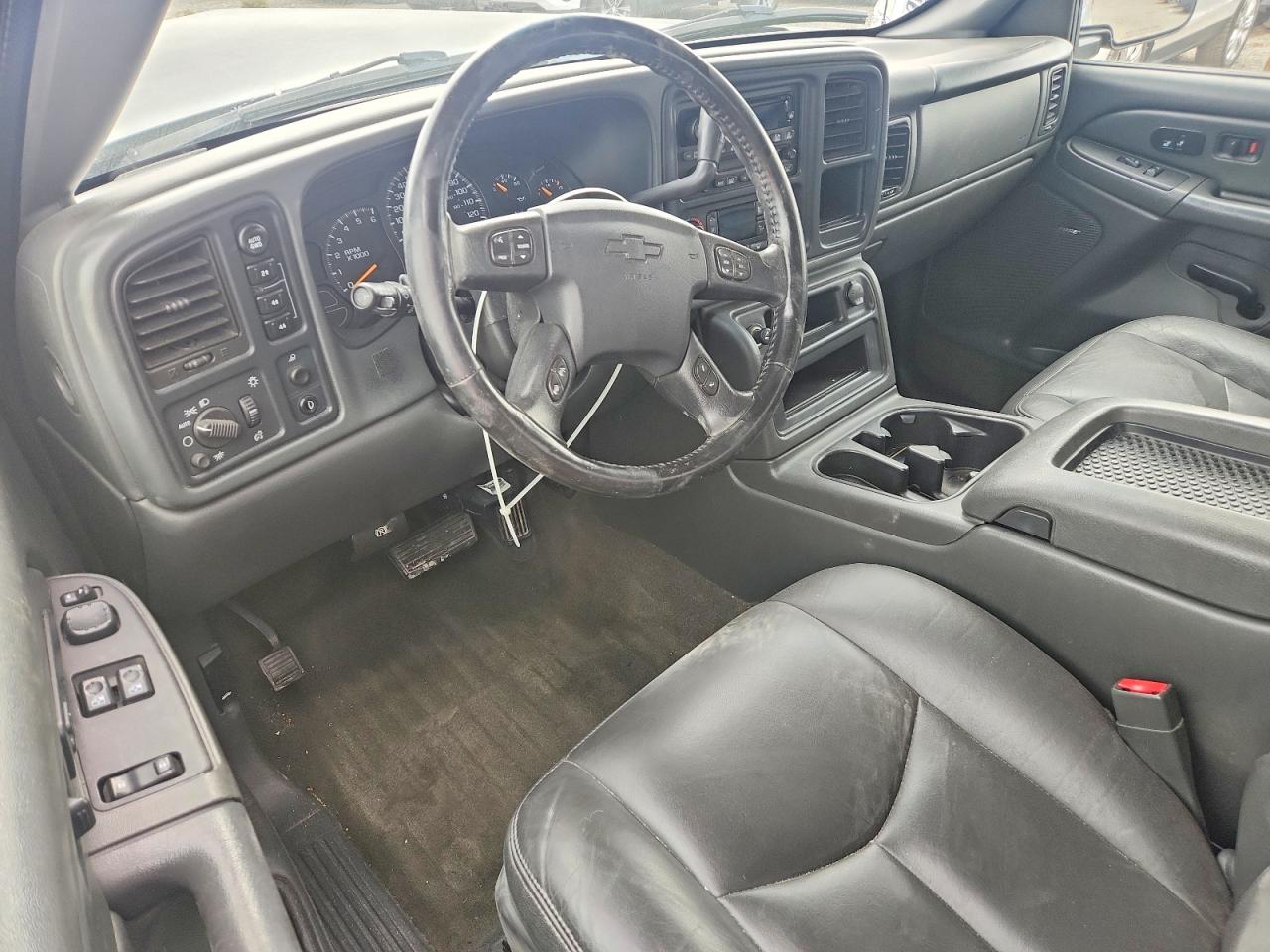2005 CHEVROLET SILVERADO K1500 photo 8