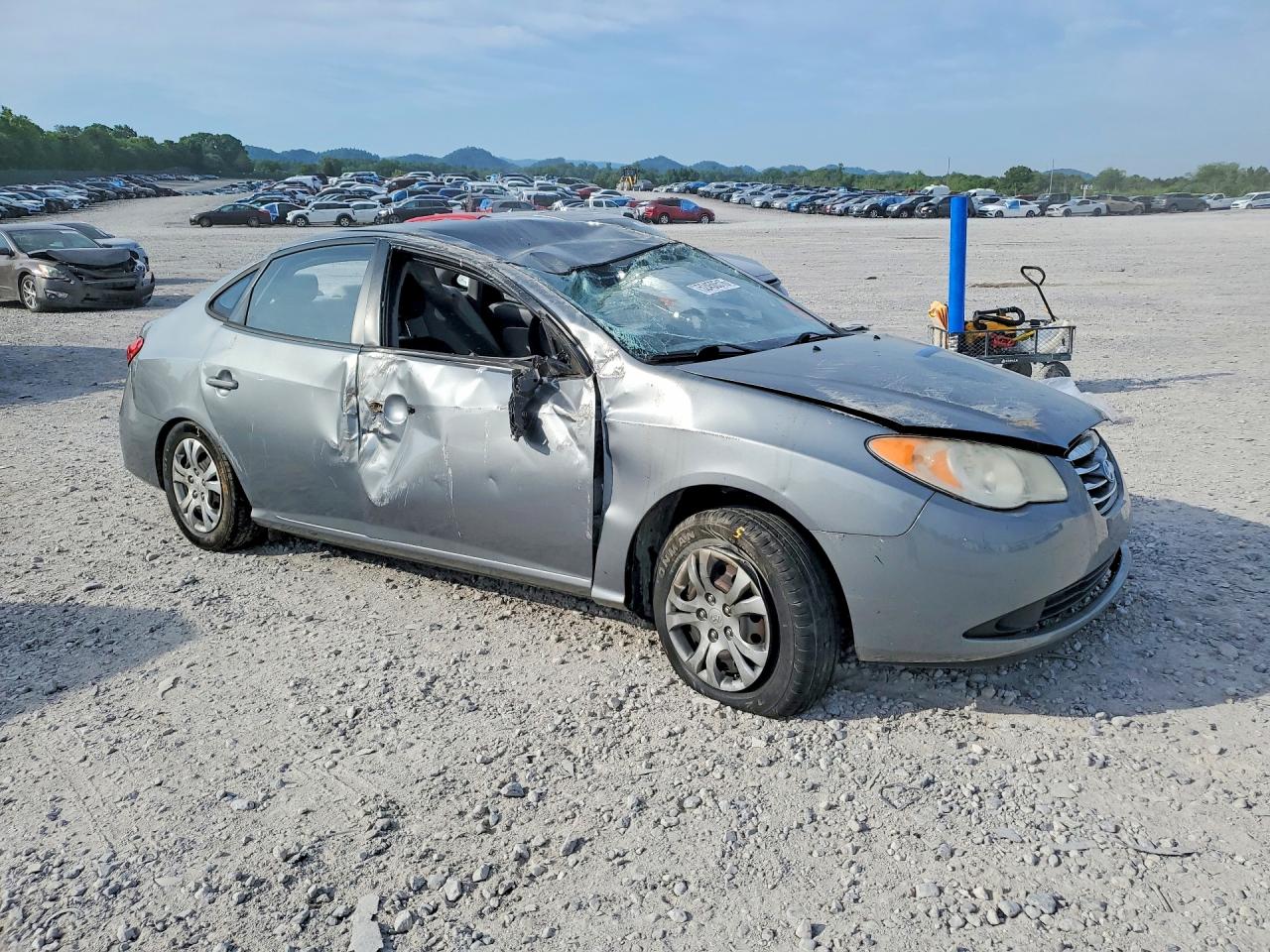 2010 HYUNDAI ELANTRA BLUE photo 4