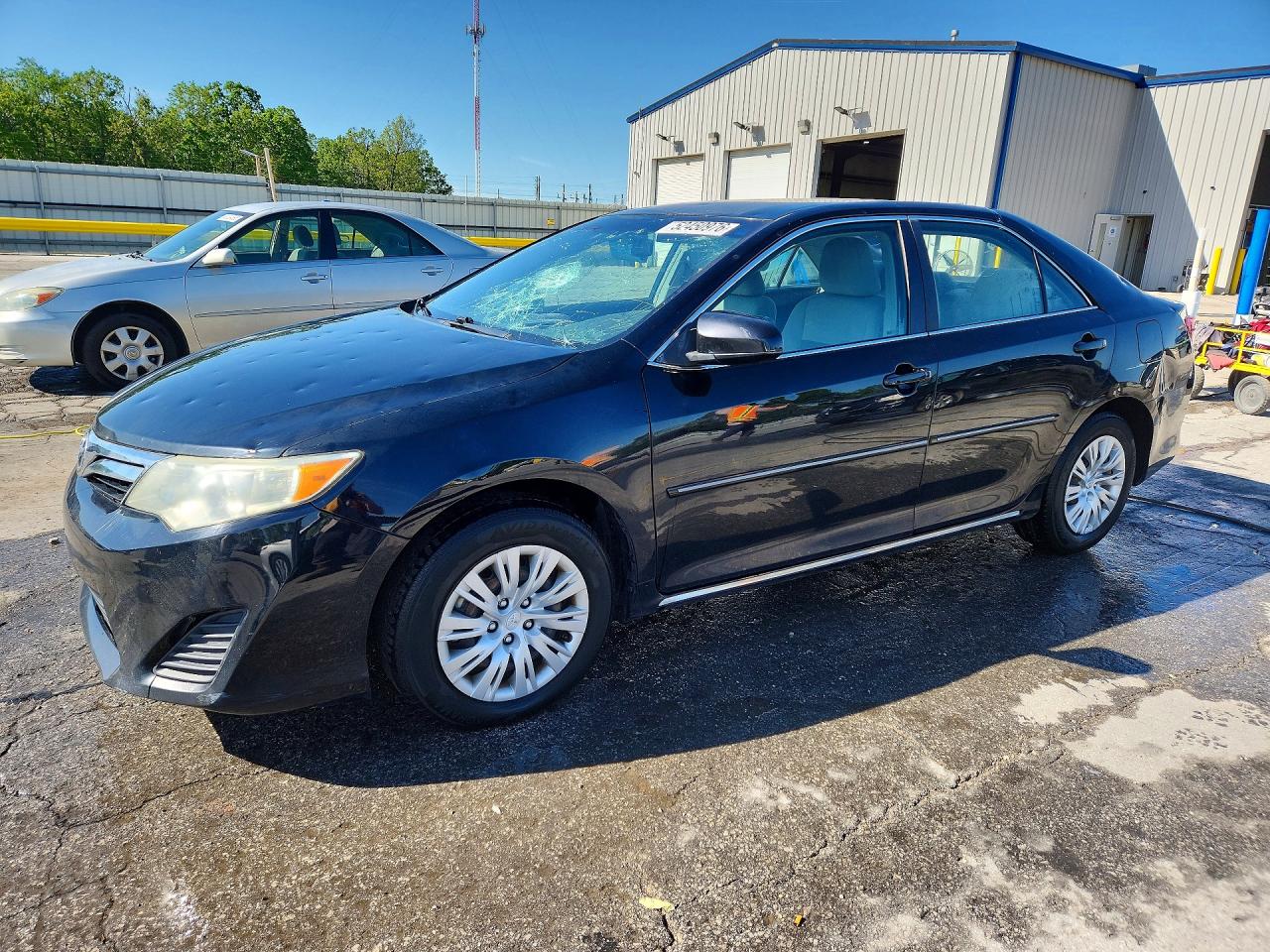 2012 TOYOTA CAMRY