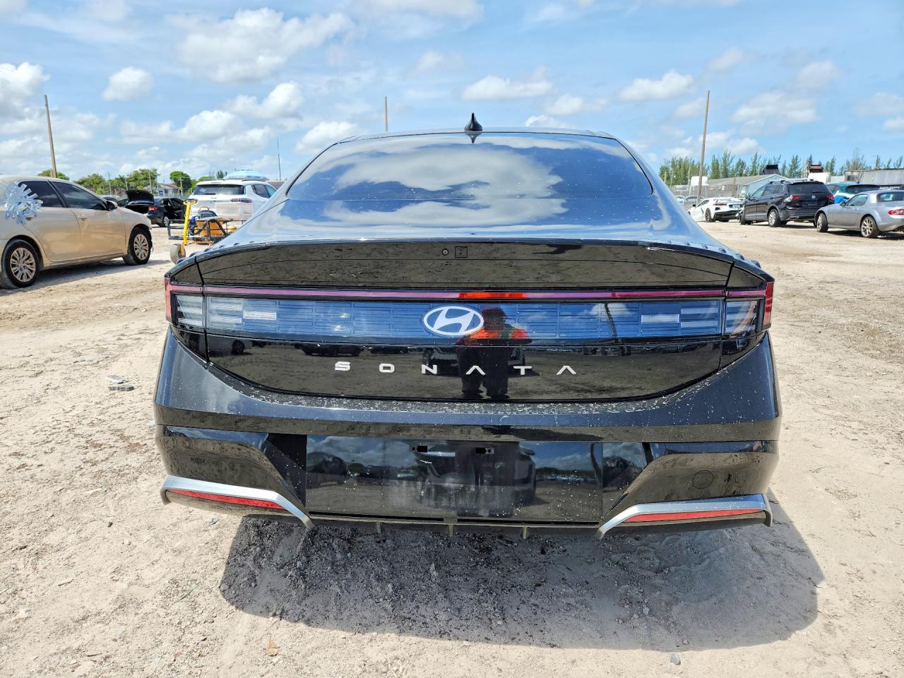2024 HYUNDAI SONATA SEL photo 16