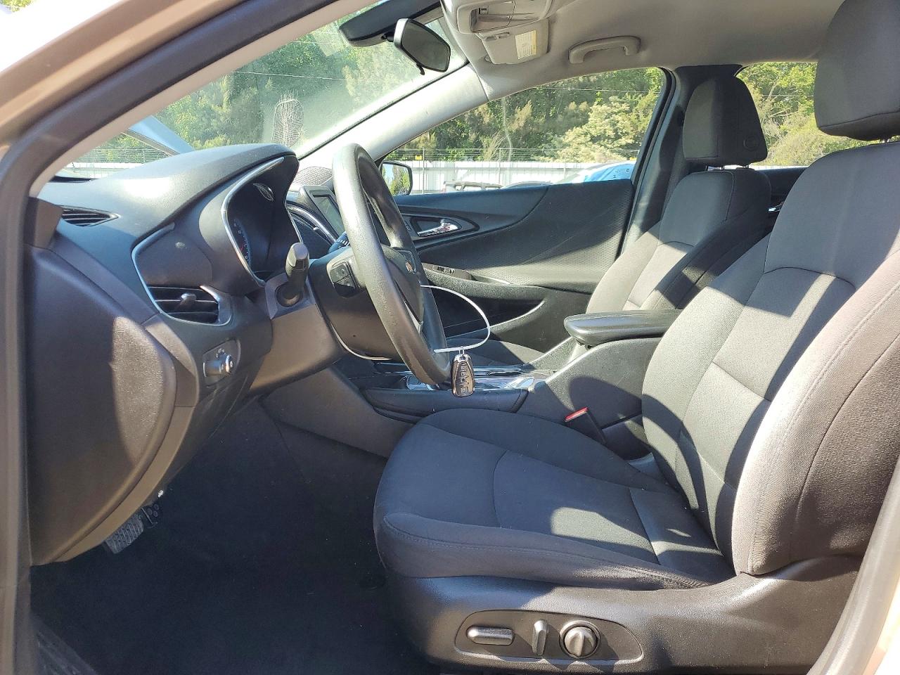 2018 CHEVROLET MALIBU LT photo 13