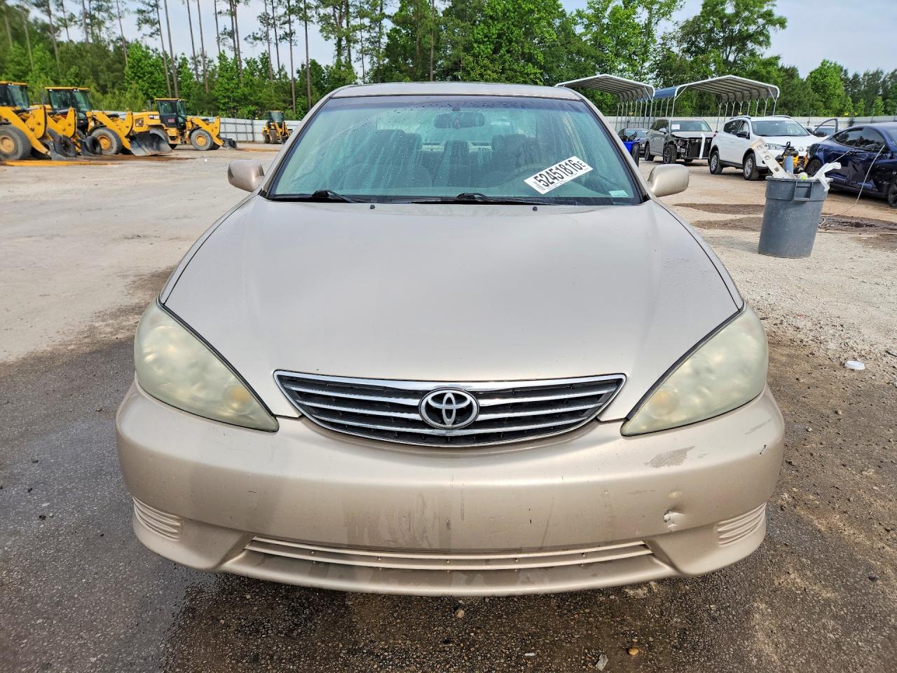 2005 TOYOTA CAMRY LE photo 13