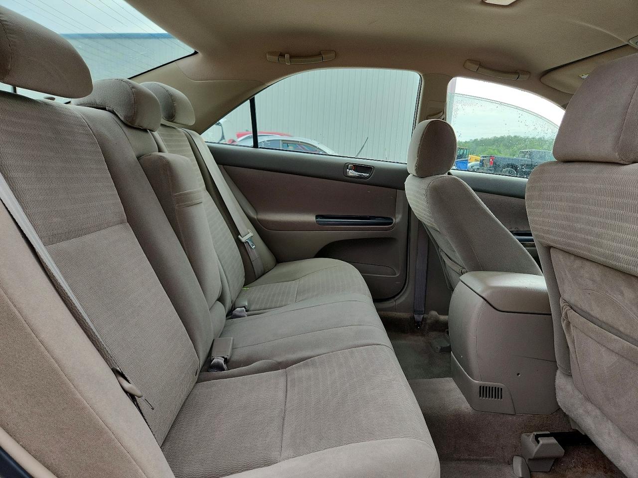 2005 TOYOTA CAMRY LE photo 28