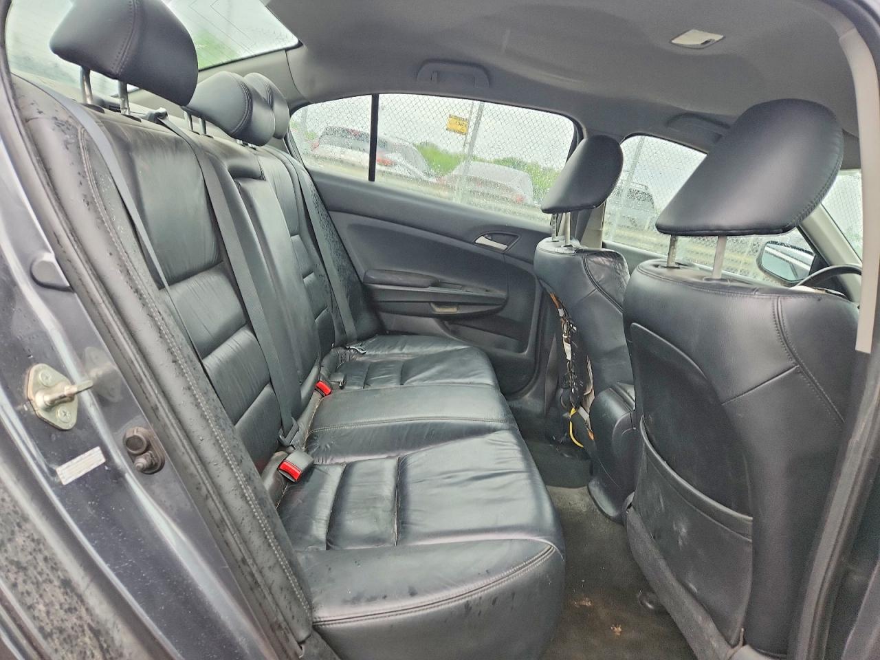 2012 HONDA ACCORD SE photo 28