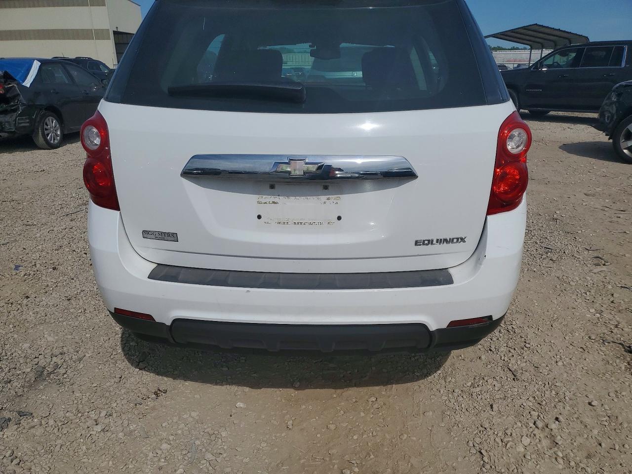 2014 CHEVROLET EQUINOX LS photo 11