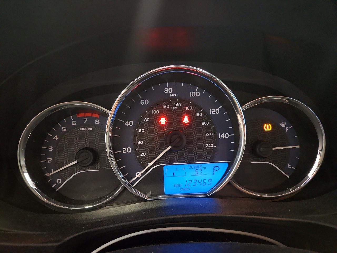 2015 TOYOTA COROLLA LE PLUS photo 25