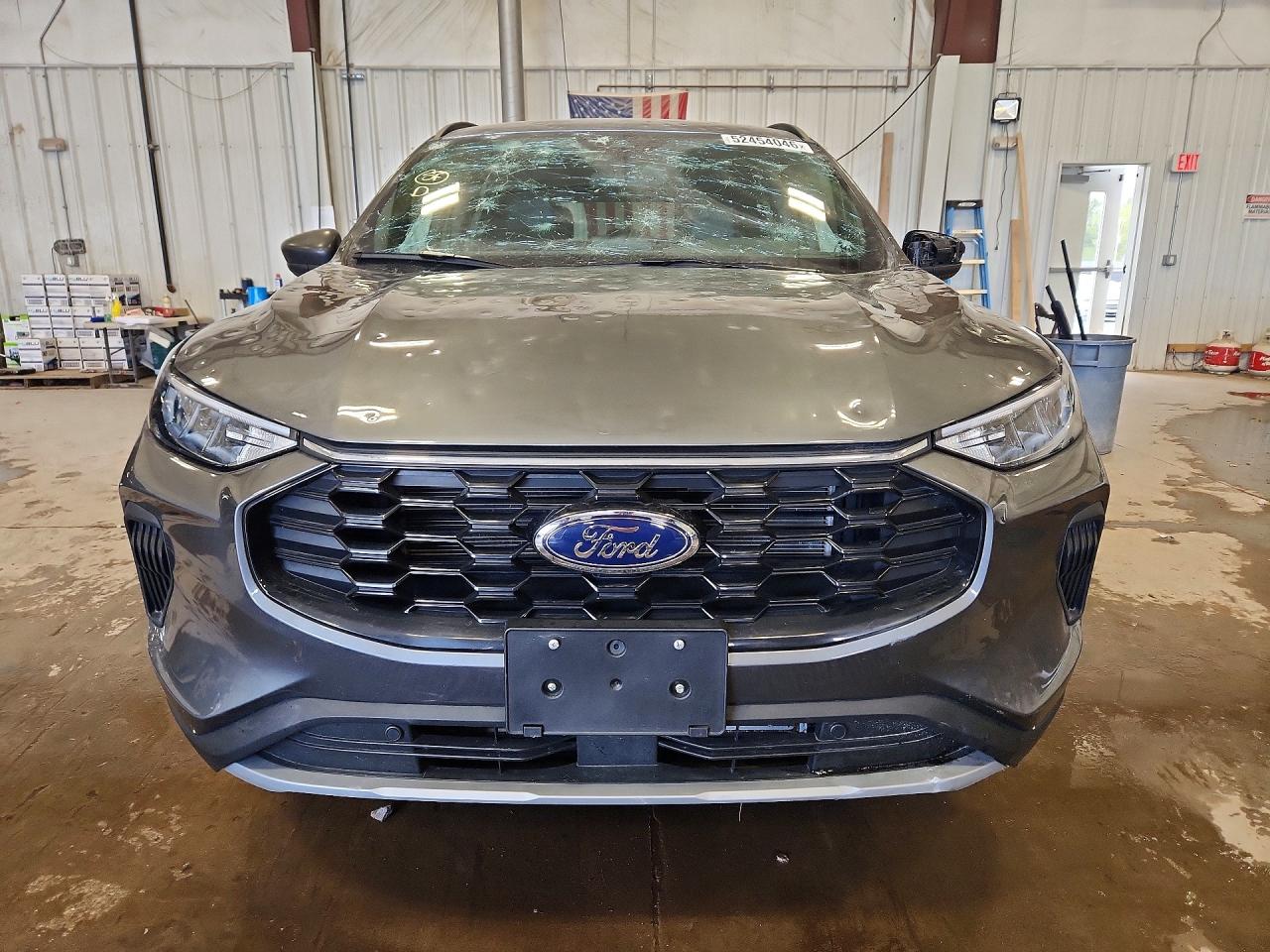 2025 FORD ESCAPE ST LINE photo 9