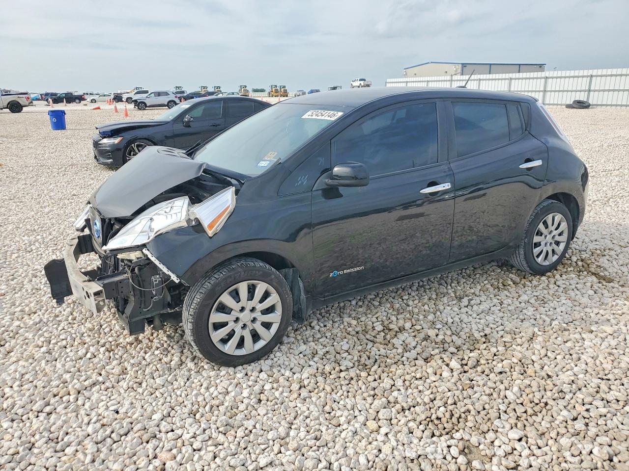 2017 NISSAN LEAF