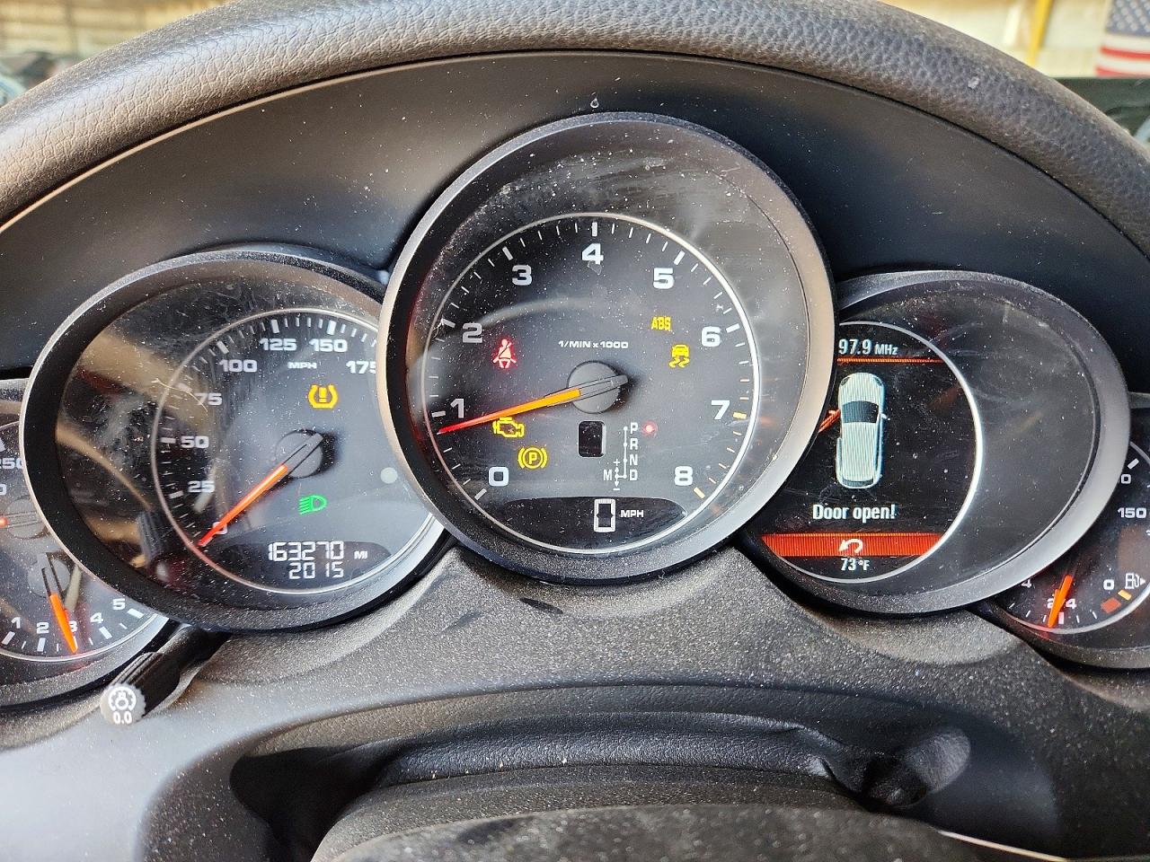 2012 PORSCHE CAYENNE photo 17
