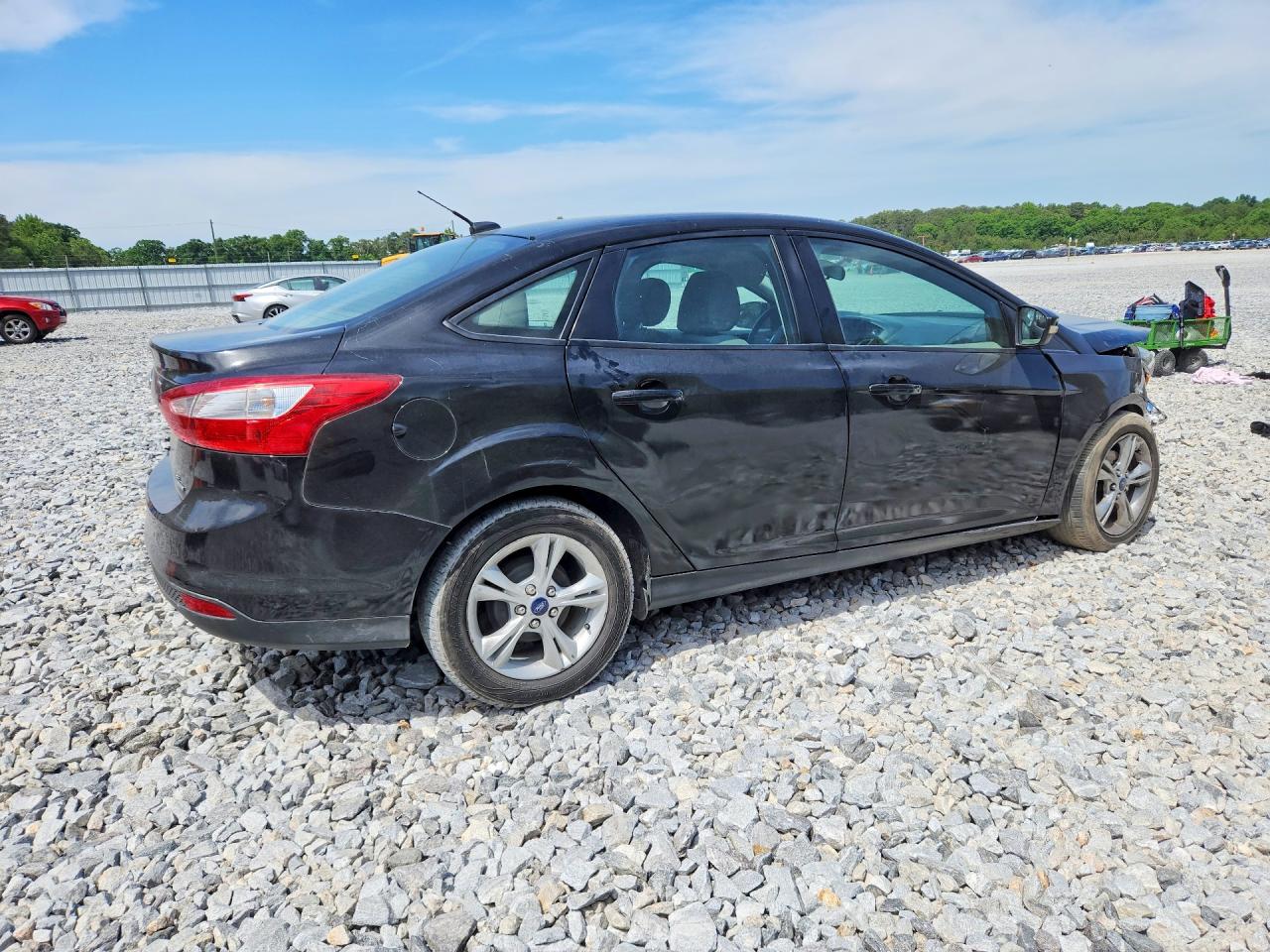 2014 FORD FOCUS SE photo 5