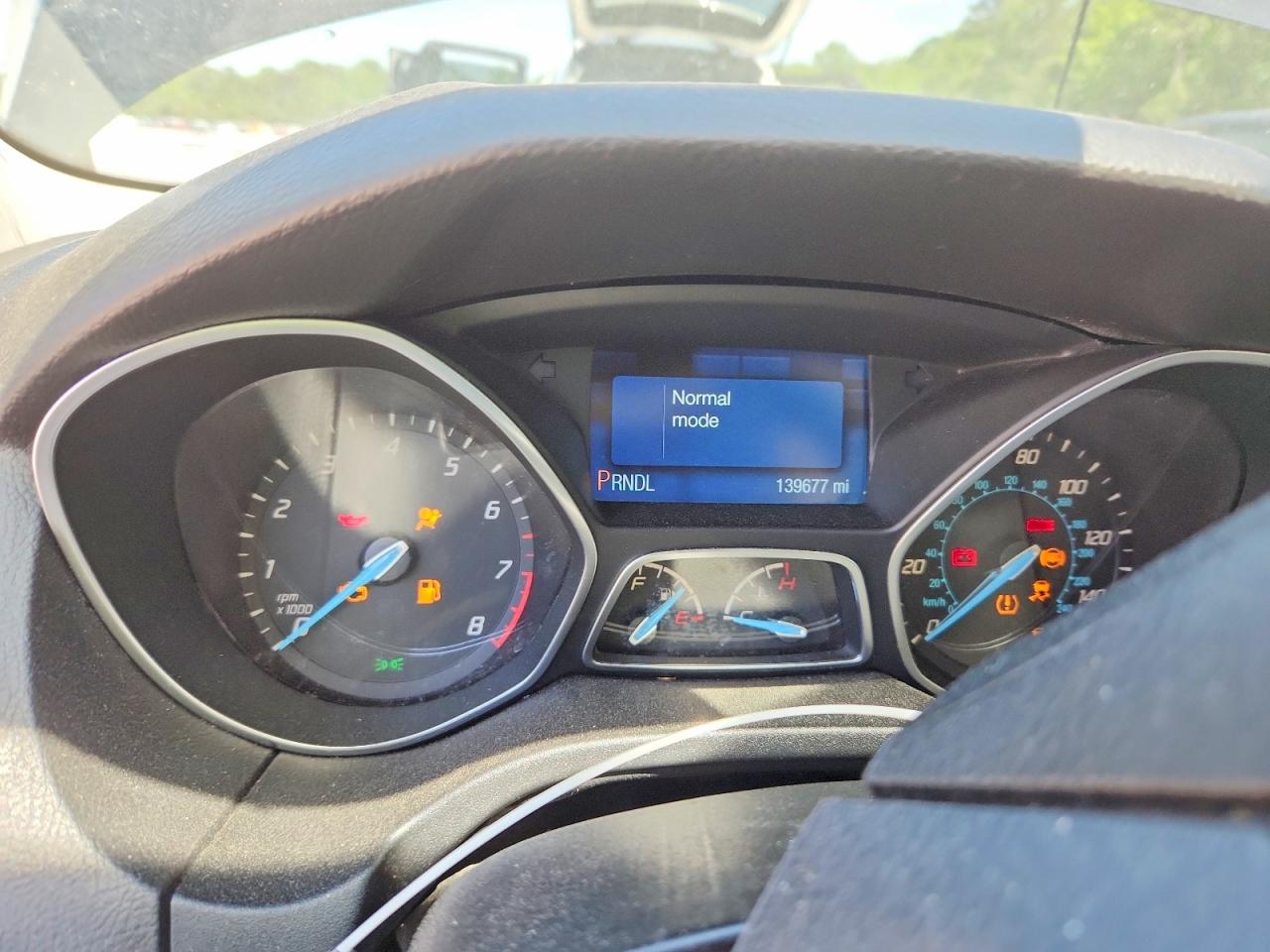 2014 FORD FOCUS SE photo 17