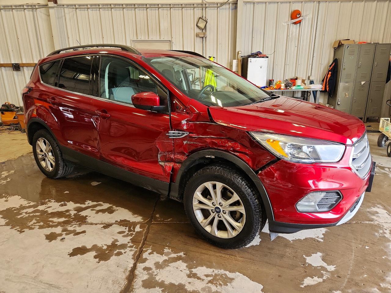 2018 FORD ESCAPE SE photo 4