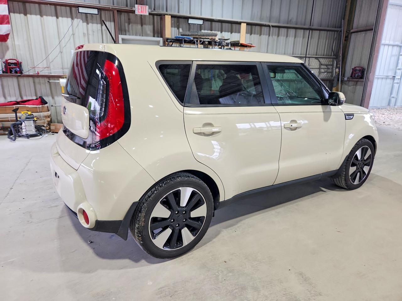 2015 KIA SOUL ! photo 5
