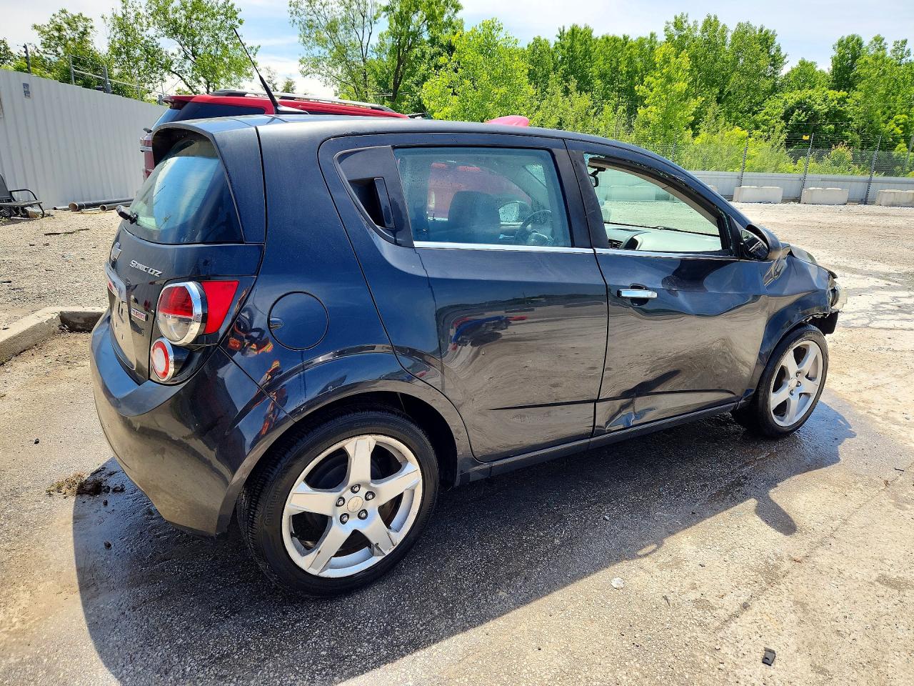 2014 CHEVROLET SONIC LTZ photo 3