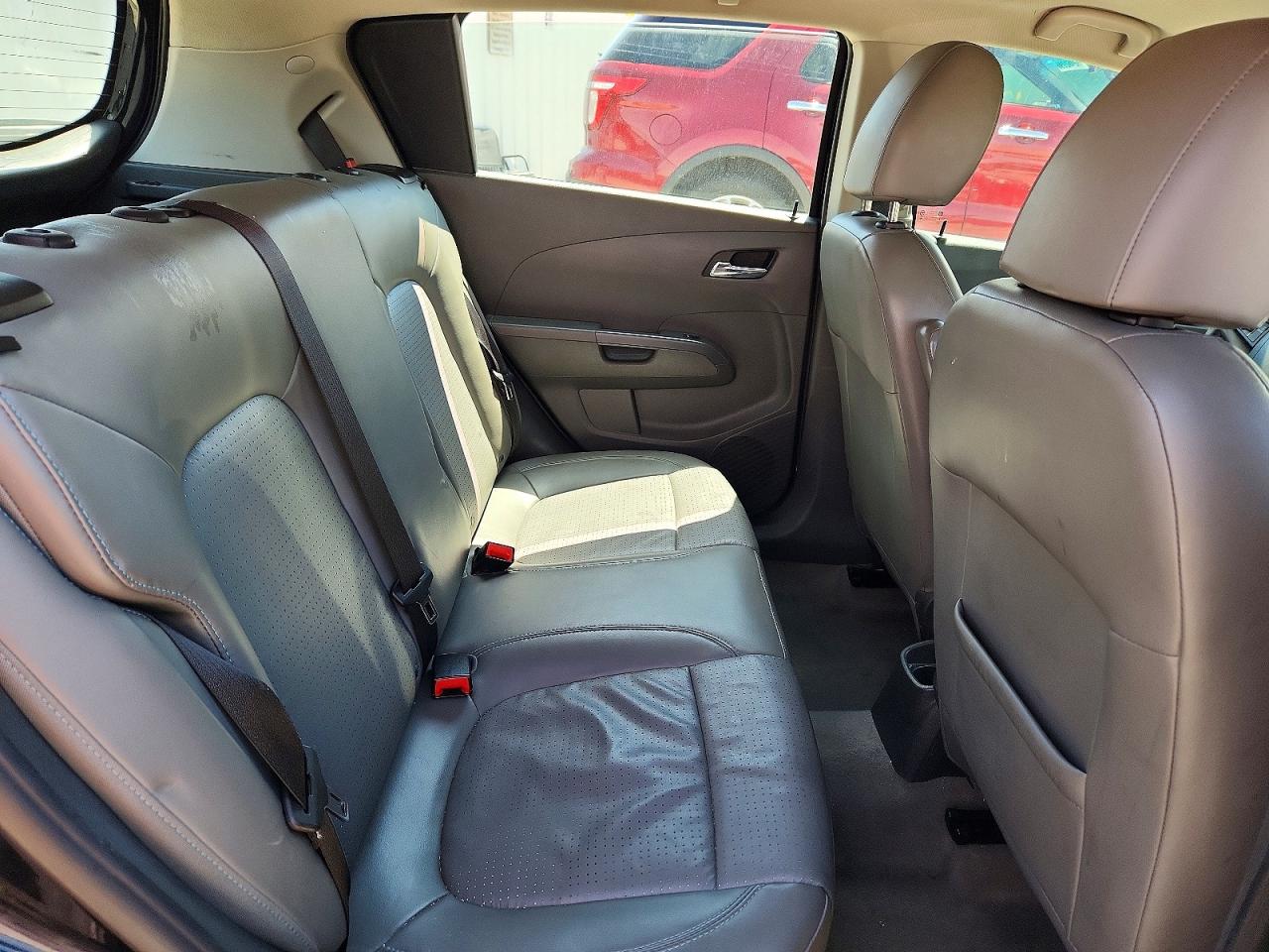 2014 CHEVROLET SONIC LTZ photo 11