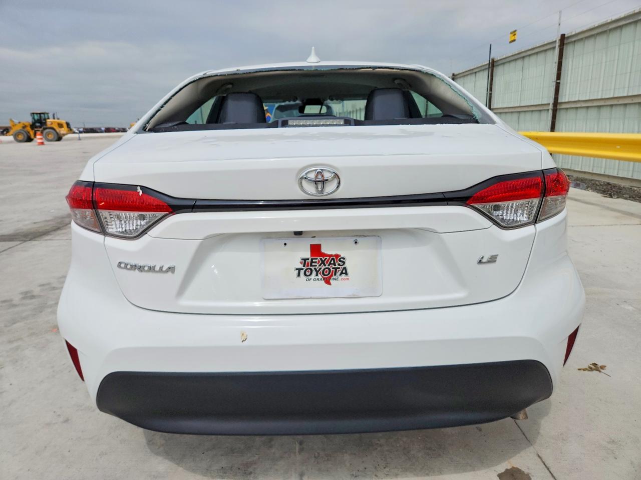 2024 TOYOTA COROLLA LE photo 11