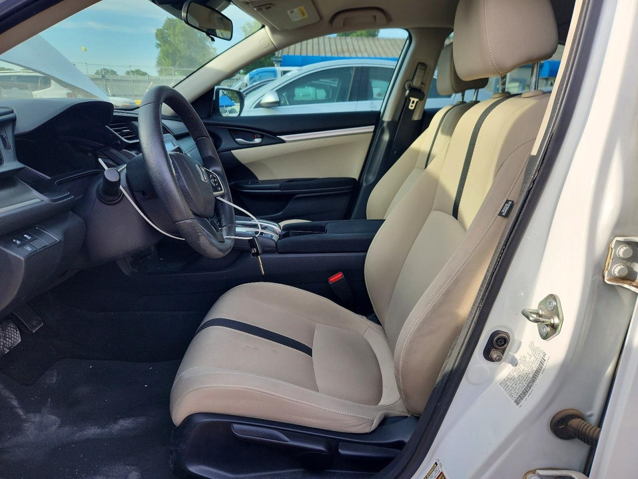 2020 HONDA CIVIC LX photo 19