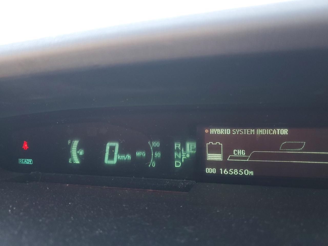2010 TOYOTA PRIUS III photo 17