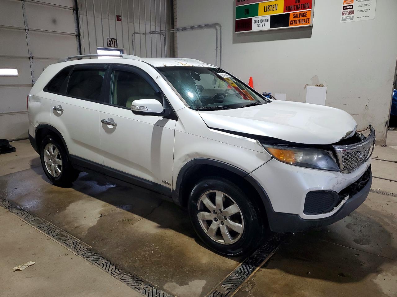 2012 KIA SORENTO LX photo 10