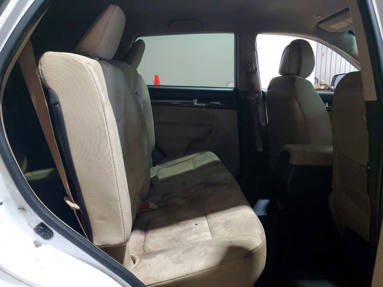 2012 KIA SORENTO LX photo 31