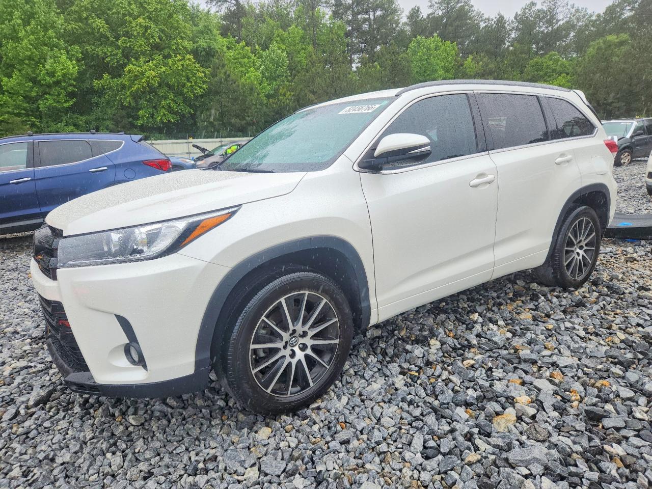 2018 TOYOTA HIGHLANDER