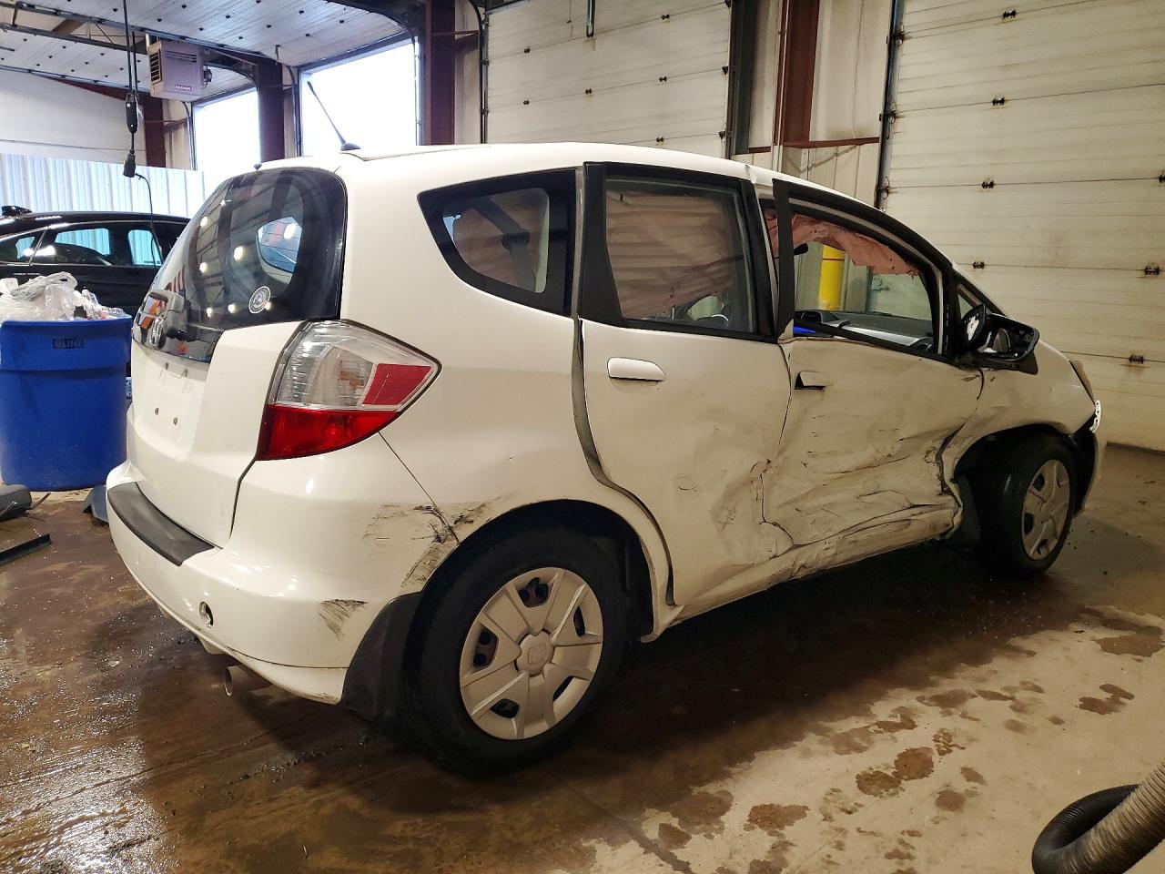 2013 HONDA FIT photo 7