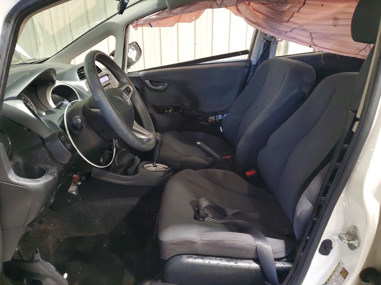 2013 HONDA FIT photo 19