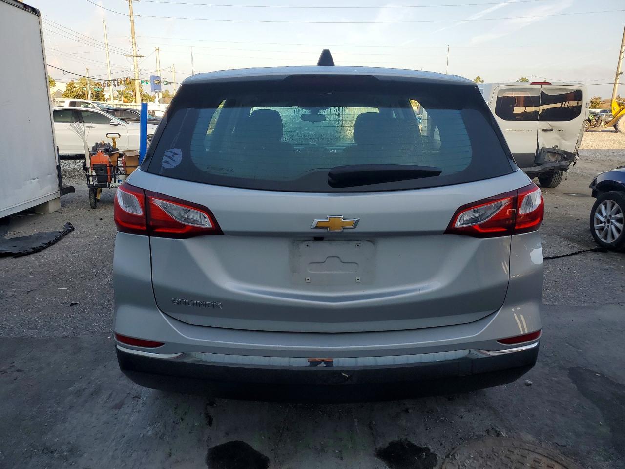 2018 CHEVROLET EQUINOX LS photo 11