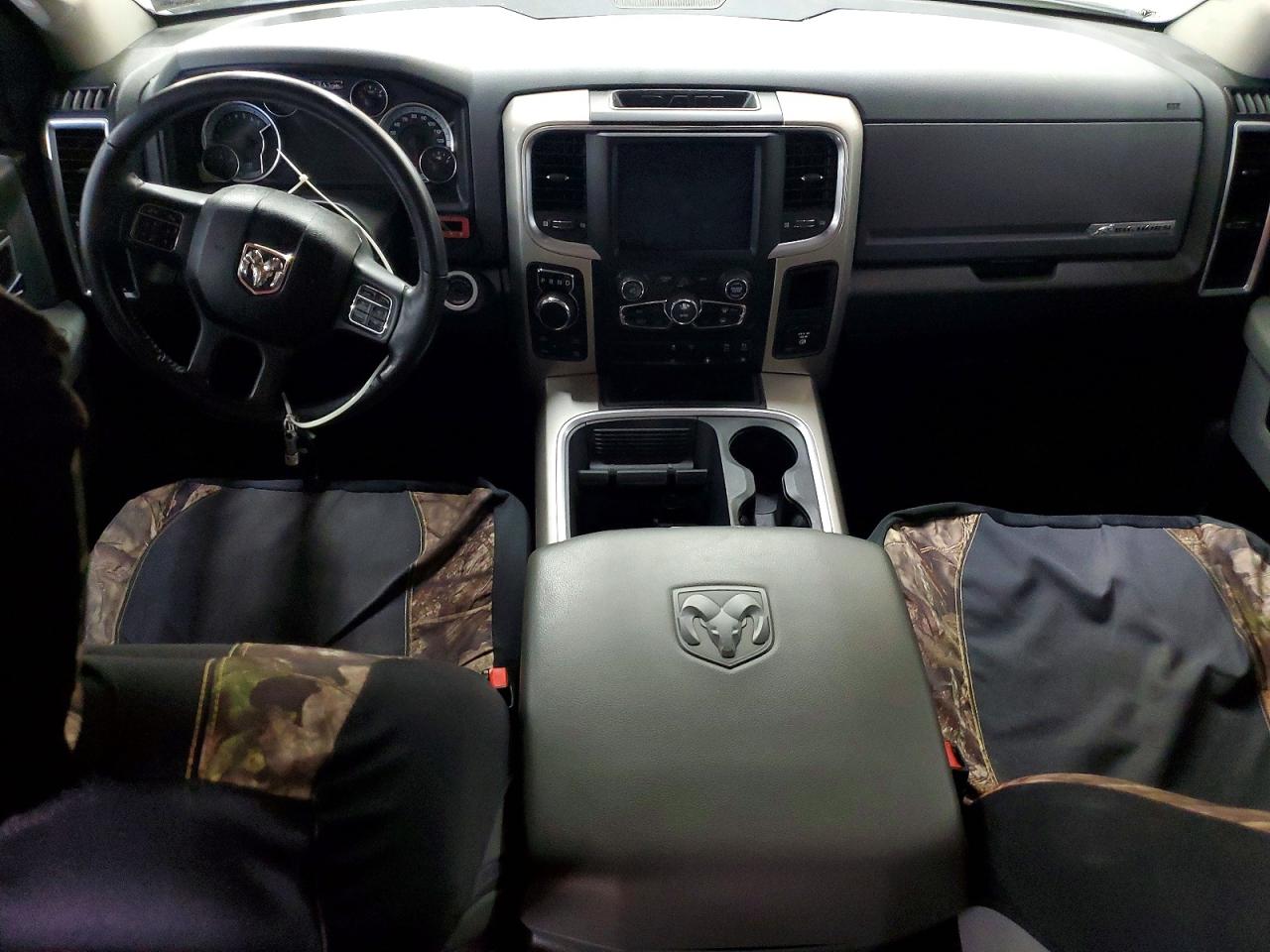 2019 RAM 1500 CLASSIC SLT photo 15