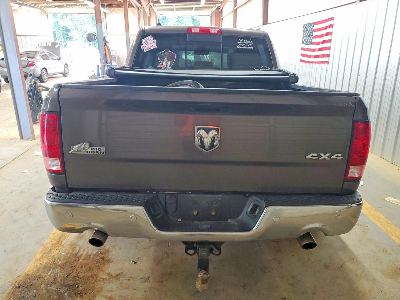 2019 RAM 1500 CLASSIC SLT photo 11