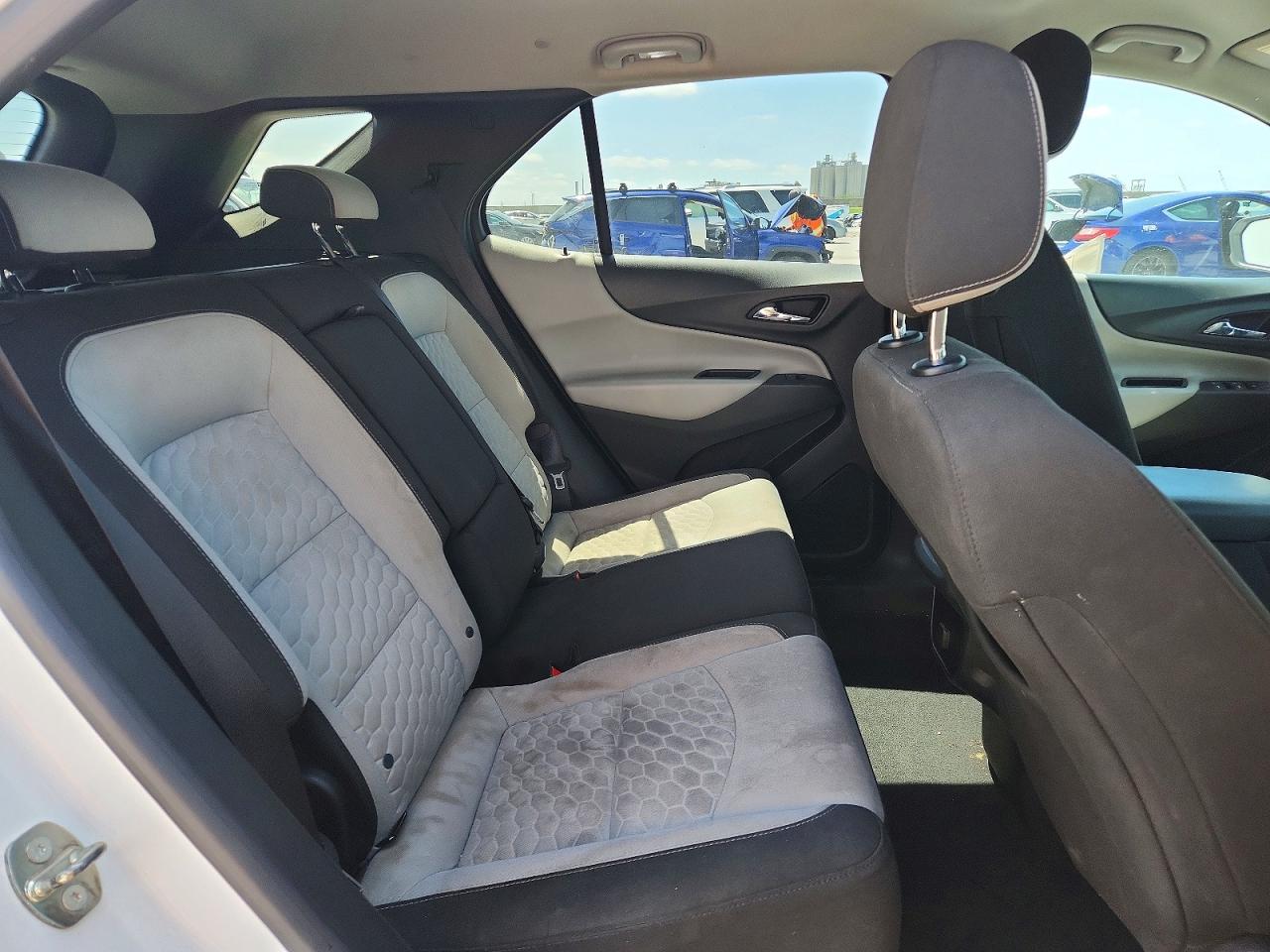 2018 CHEVROLET EQUINOX LS photo 31