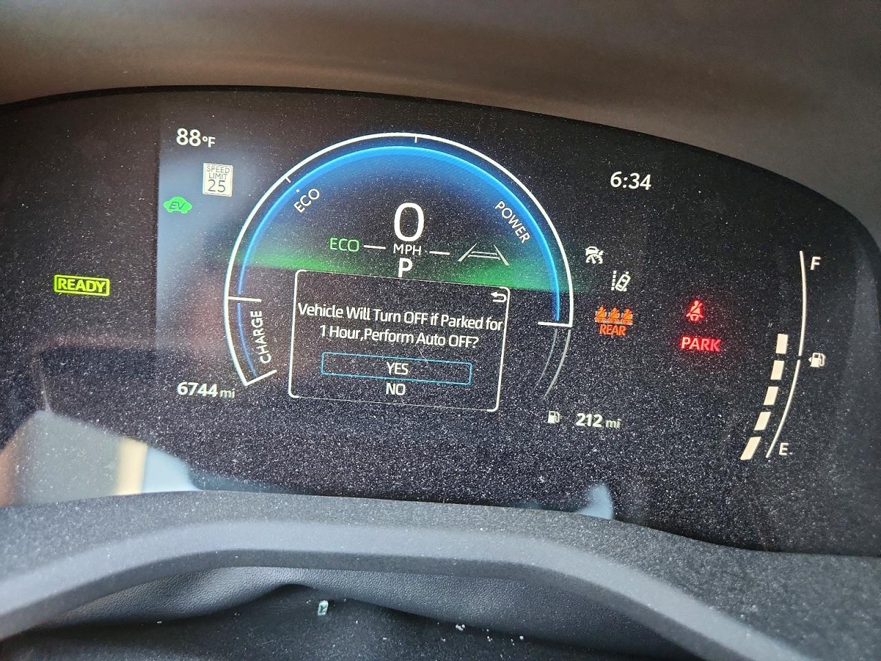 2025 TOYOTA CAMRY LE photo 17