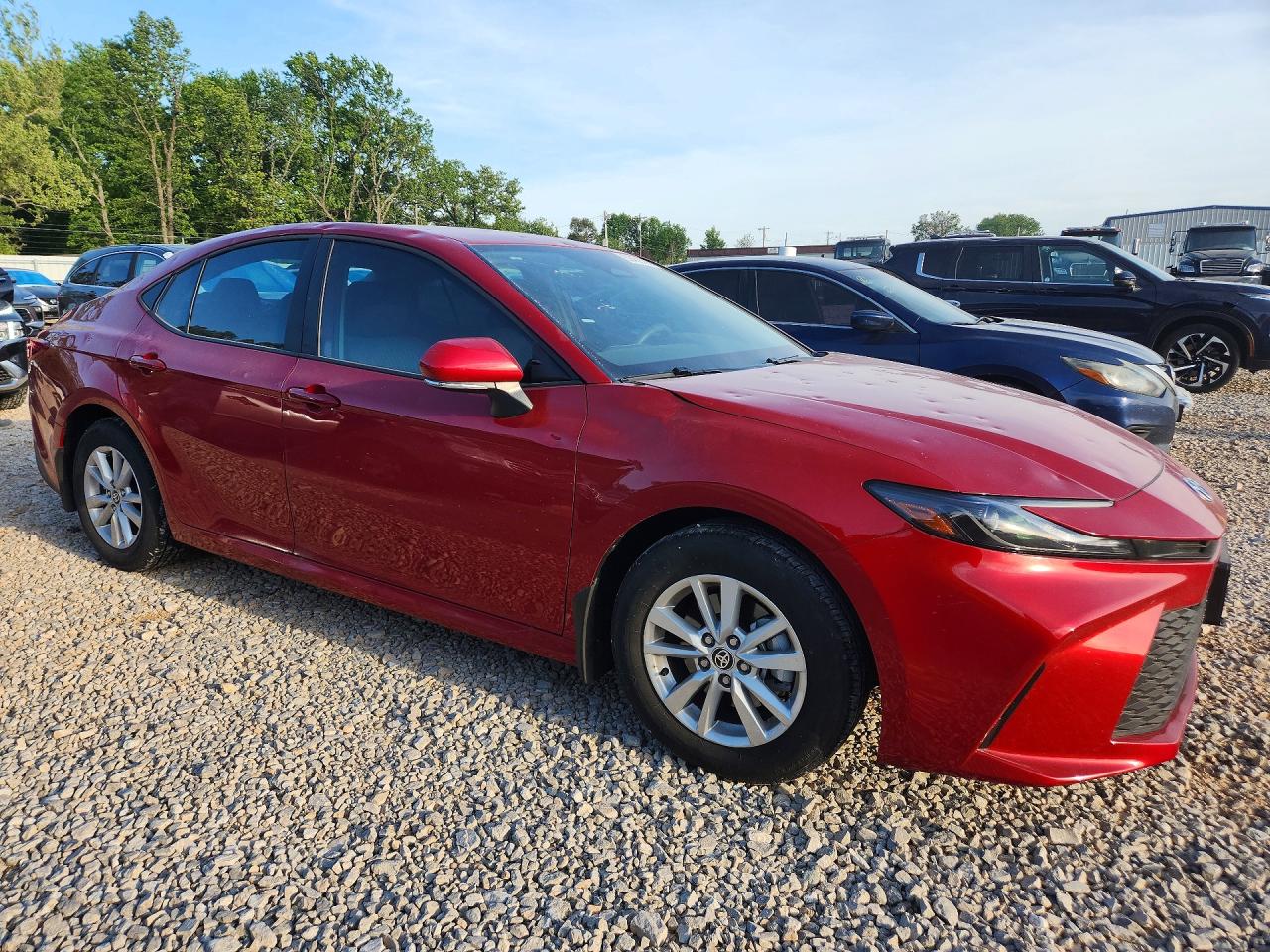 2025 TOYOTA CAMRY LE photo 7