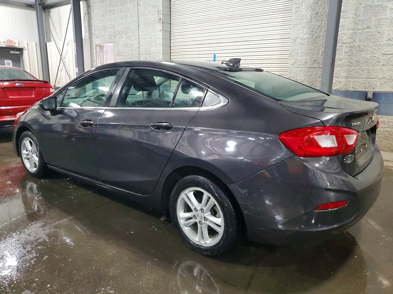 2017 CHEVROLET CRUZE LT photo 4