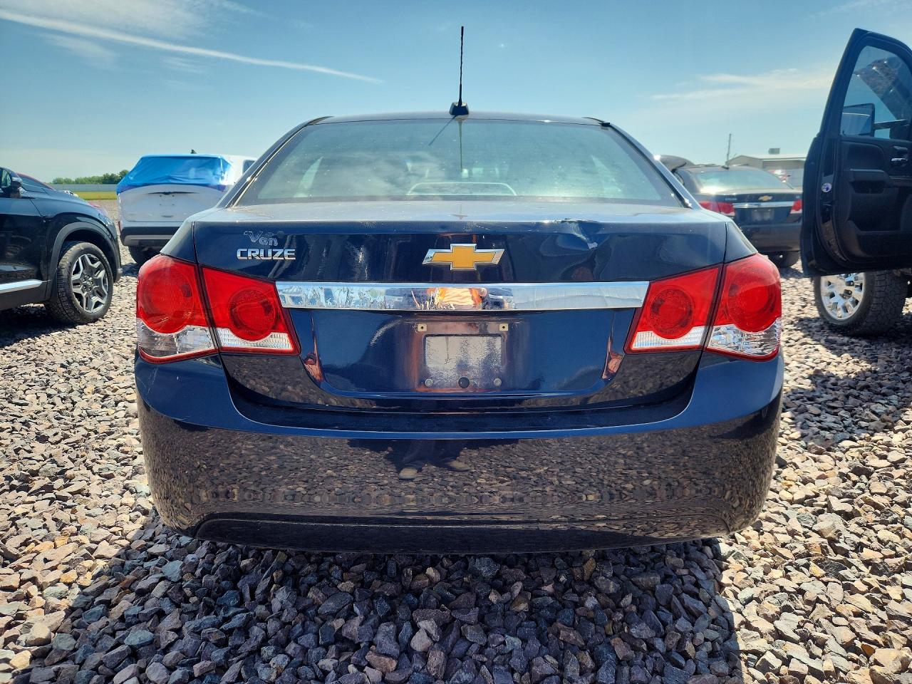 2015 CHEVROLET CRUZE LS photo 16