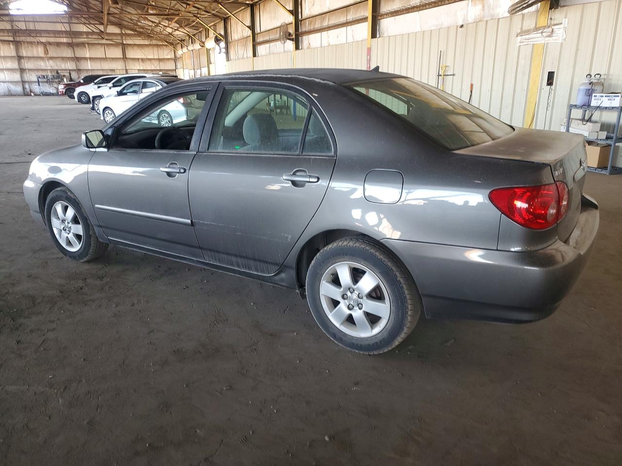 2005 TOYOTA COROLLA photo 2