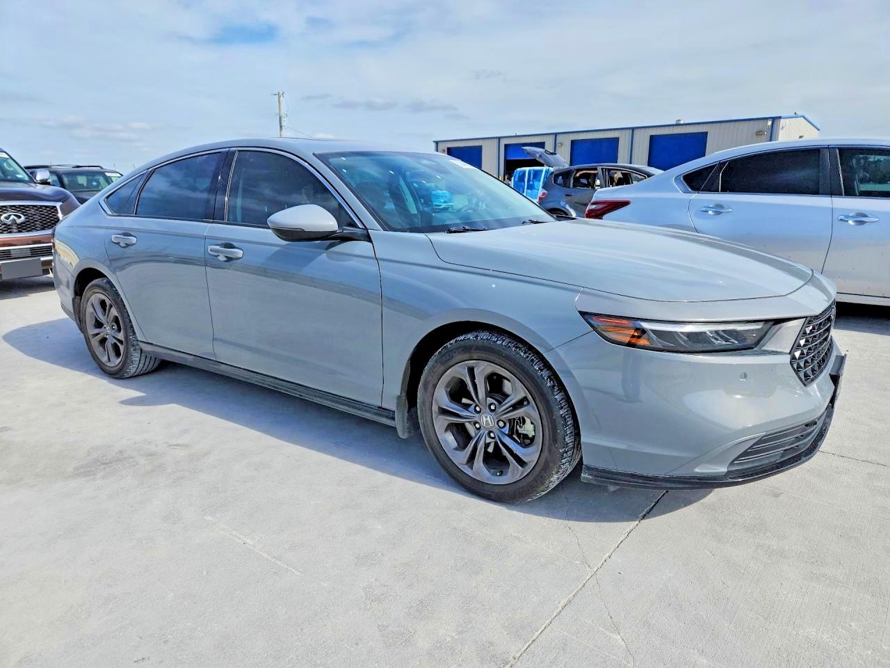 2024 HONDA ACCORD HYBRID EXL photo 7
