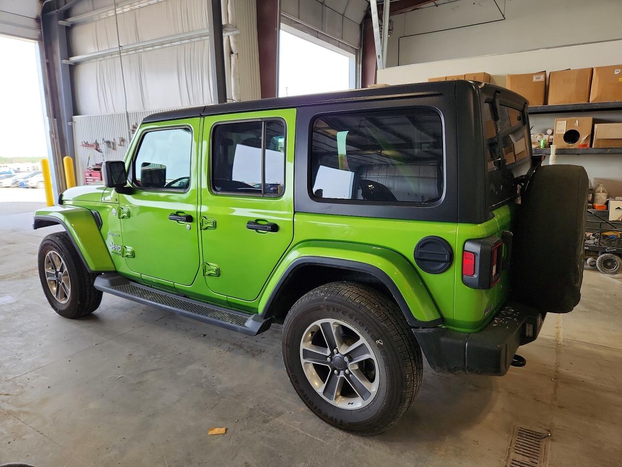 2019 JEEP WRANGLER UNLIMITED SAHARA photo 3