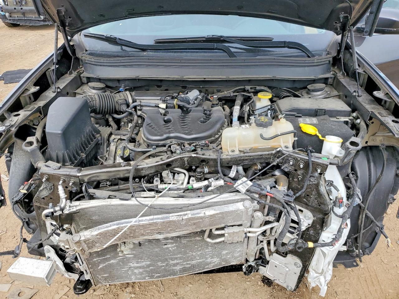 2019 JEEP CHEROKEE LATITUDE PLUS photo 31