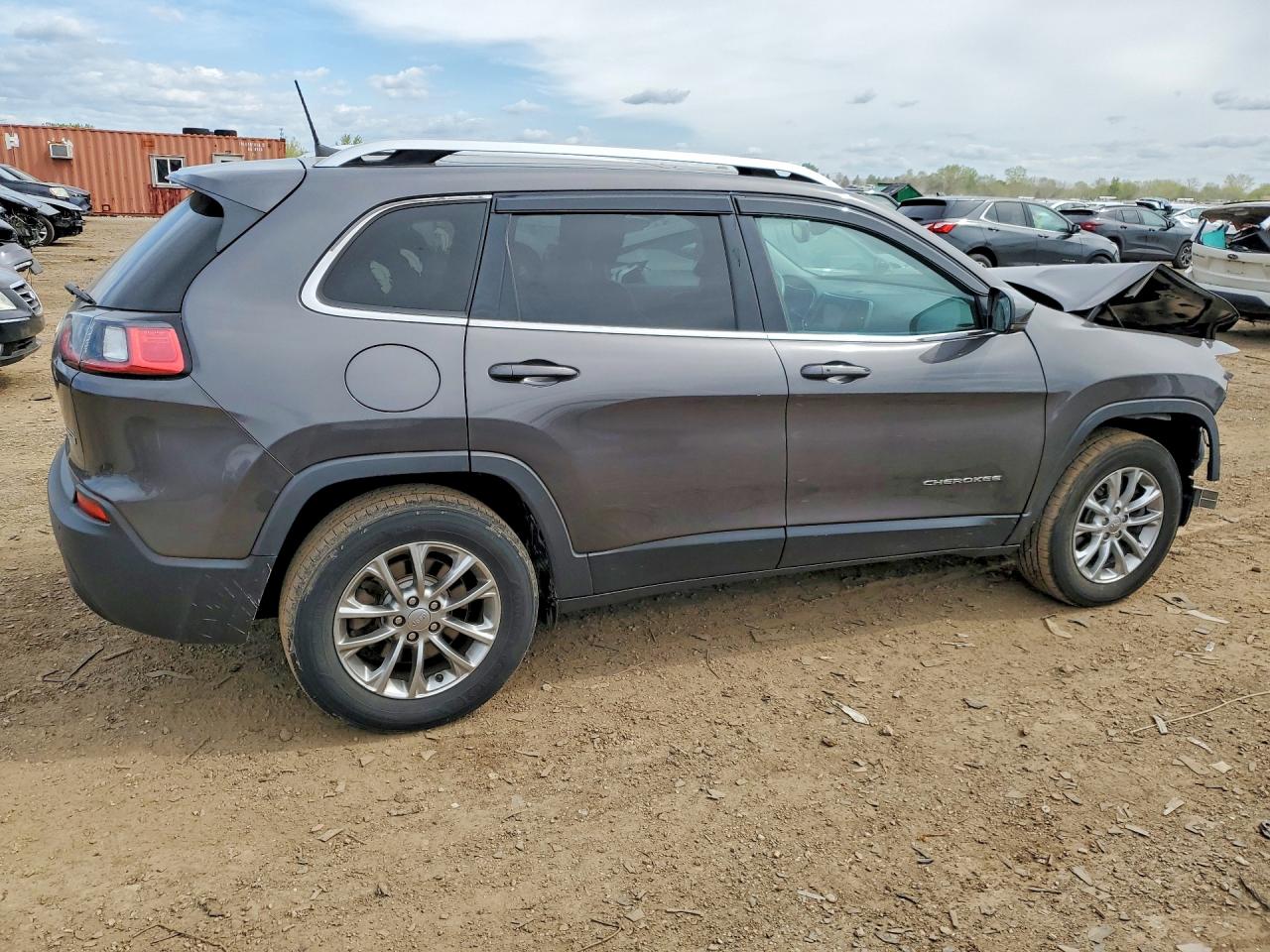 2019 JEEP CHEROKEE LATITUDE PLUS photo 7