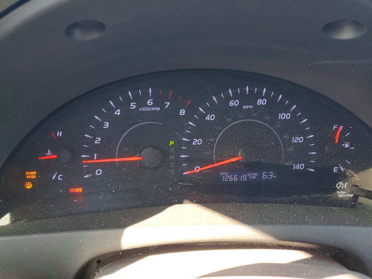 2010 TOYOTA CAMRY LE photo 9