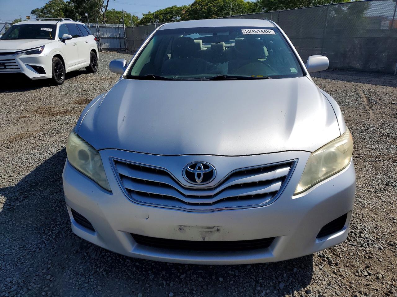 2010 TOYOTA CAMRY LE photo 5