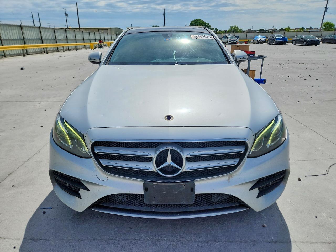 2017 MERCEDES-BENZ E 300 photo 5