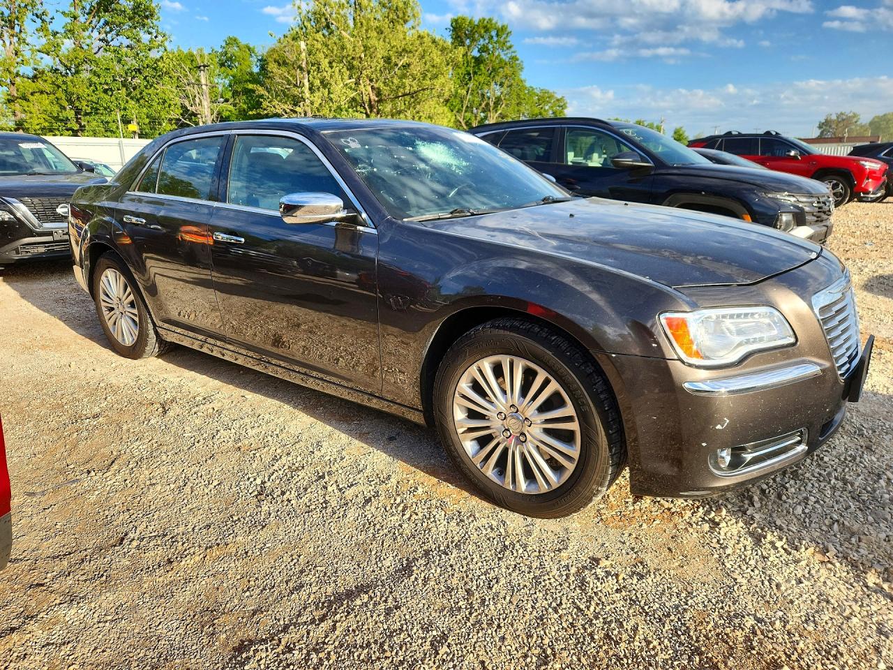 2013 CHRYSLER 300C photo 7