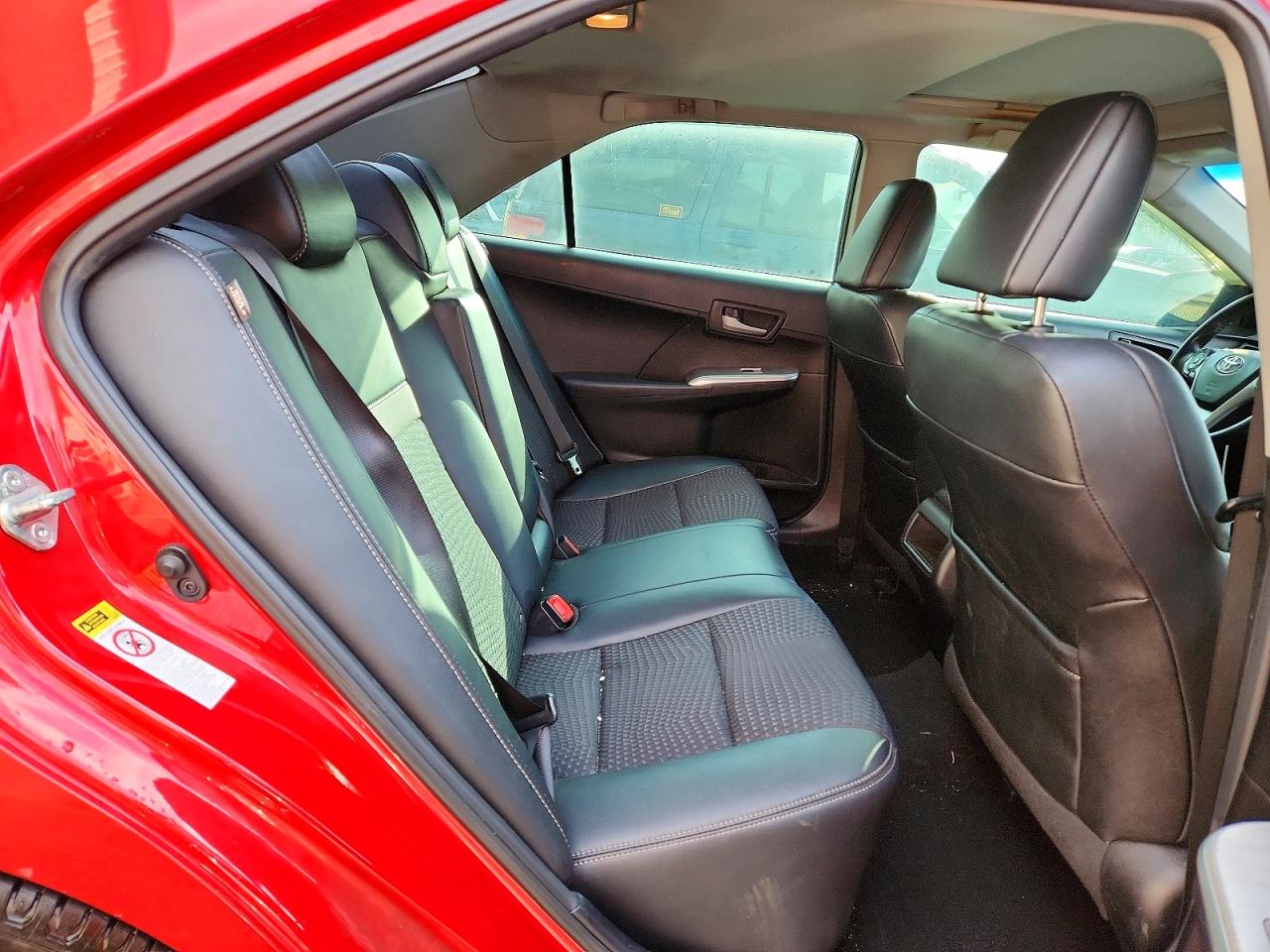 2012 TOYOTA CAMRY SE photo 28